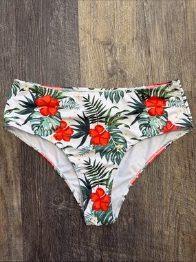 SHEIN Tropical Floral Bikini Bottoms - White with Red & Green Print